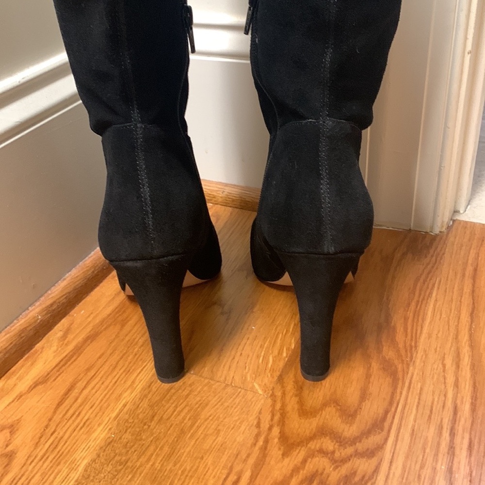 Suede boots - Picture 7 of 9